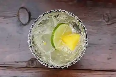 Happy Hour 40 Lunazul Reposado Margarita